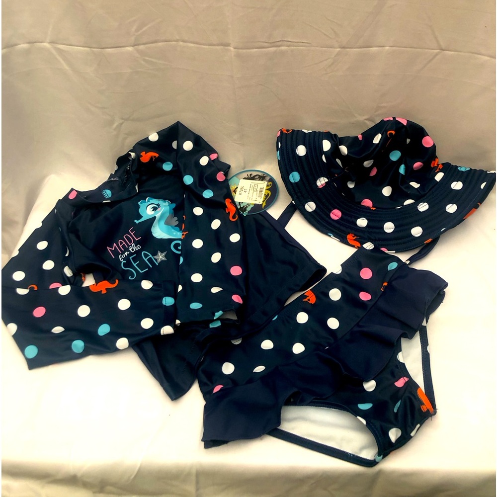 NWT 3 piece swimsuit size 4T UPF 50+